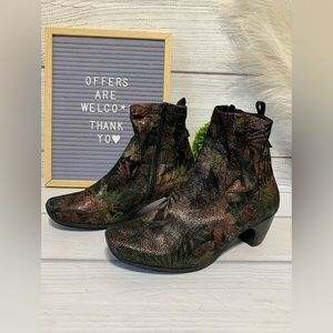 Think! Heeled Ankle Boots Vintage Suede Leather Floral Print